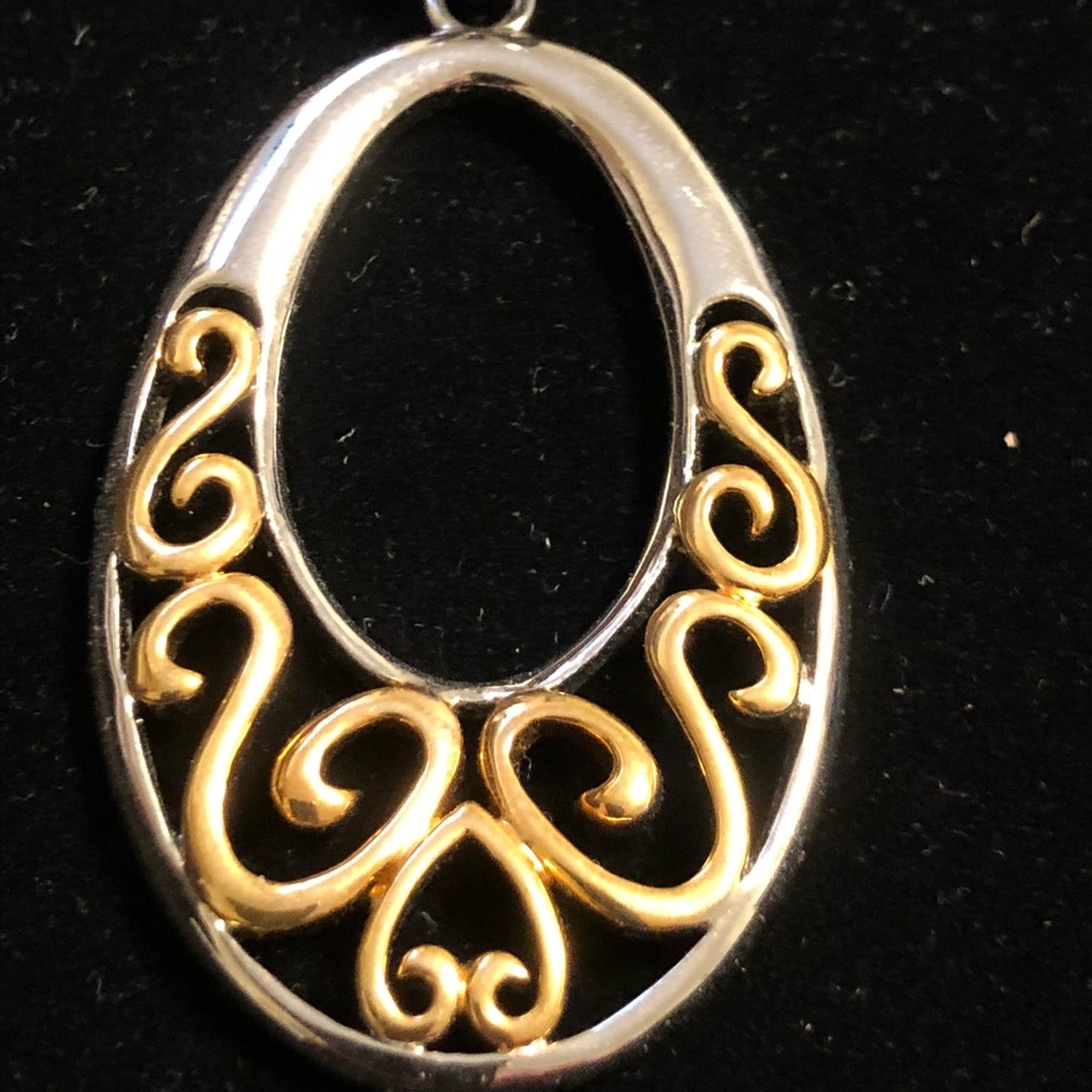 Lia Sophia pendant